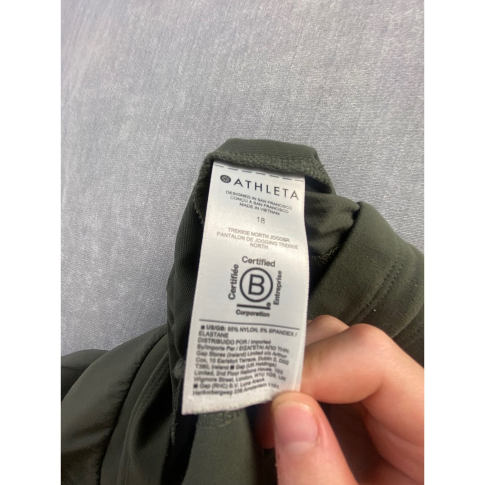 Athleta Trekkie North Jogger Pants Olive Green Size 18 Hiking Travel Outdoor - Picture 5 of 5